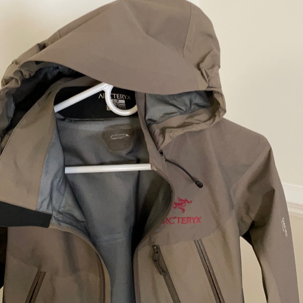 Arcteryx Rain shell jacket, Womens